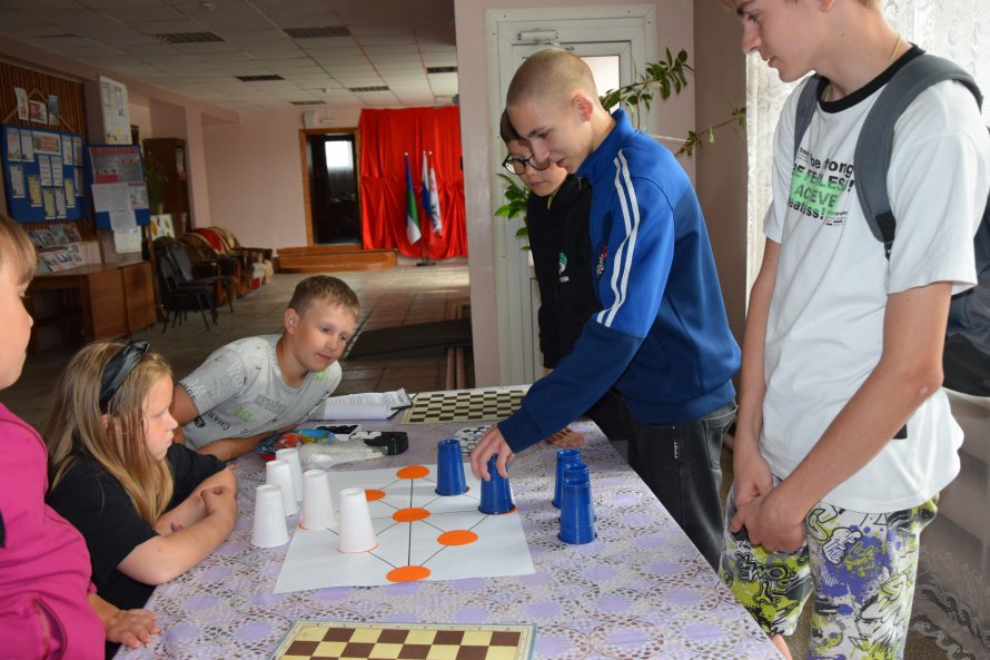 Игровая программа «Путешествие в шашечное королевство»