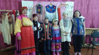 Познавательно - игровая программа «Будем жить в единстве дружном»